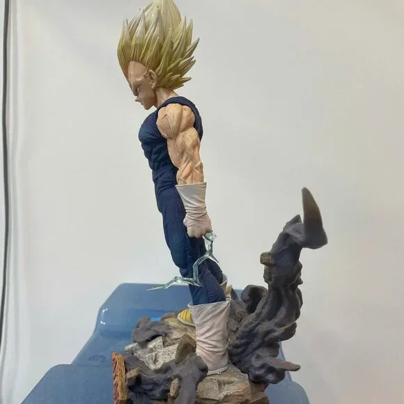 Majin Vegeta Collectible Figure – Dragon Ball Z Resin Statue - Picture 2 of 3